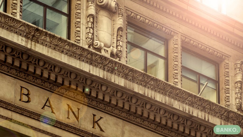 Mitä eroa on pankkilainalla ja yhdistelylainalla